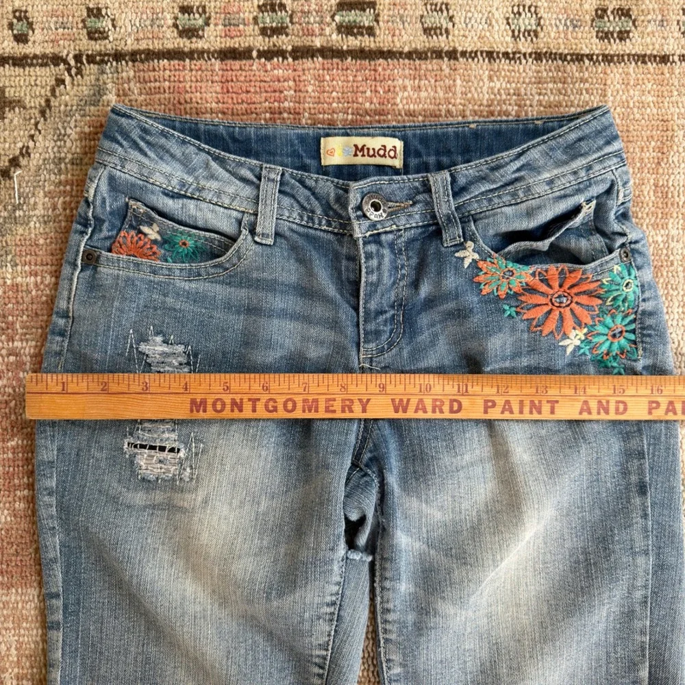 Mudd Girls Denim Bermuda Shorts Size 12 Floral Embroidered Distressed Raw Hem